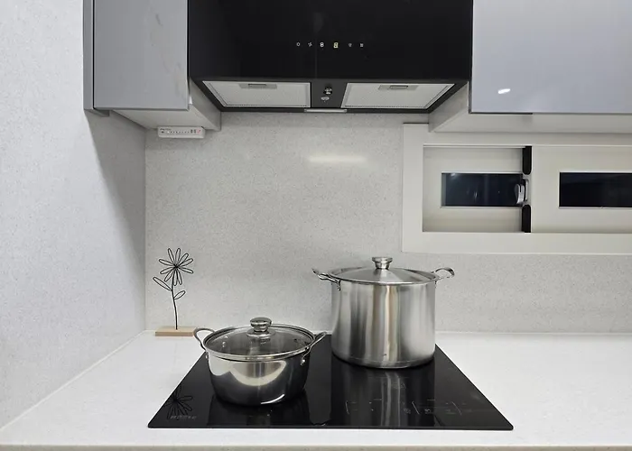 The Sheem Suyu, Exclusive Barbecue Available On A Great Rooftop, New Apt, 3rooms 2bathrooms, Max 8 People * Séoul